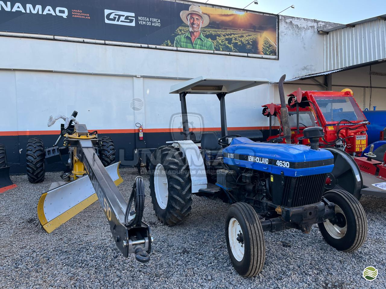 TRATOR NEW HOLLAND NEW 4630 Tração 4x2 Unimaq UNAI MINAS GERAIS MG